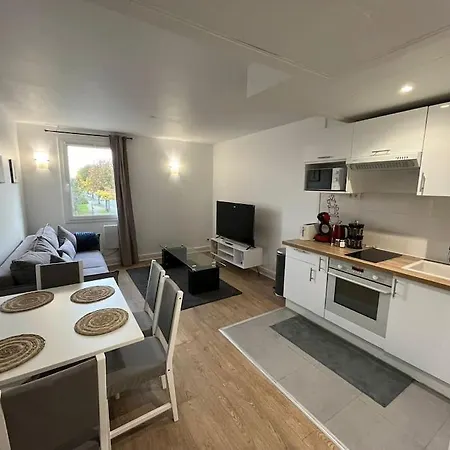 L'aile Du Moulin Apartment *
